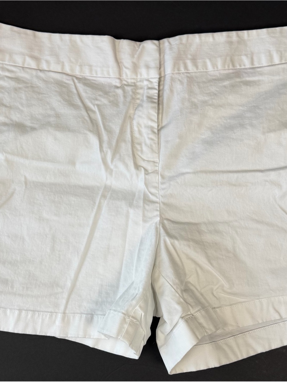 Vineyard Vines Women's White Cotton Bermuda Shorts